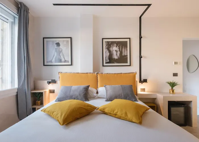 게스트하우스 Malvasiasuites 4*